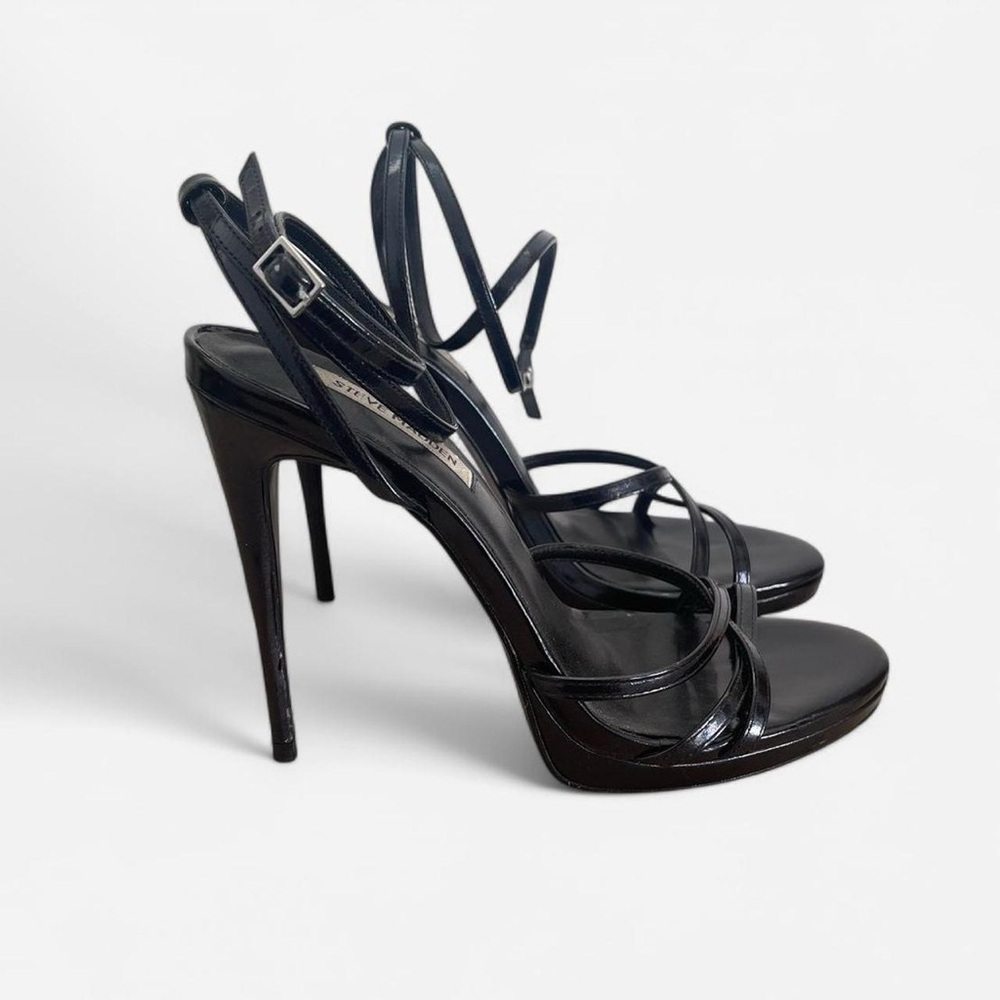 EUC Steve Madden black stiletto heels
